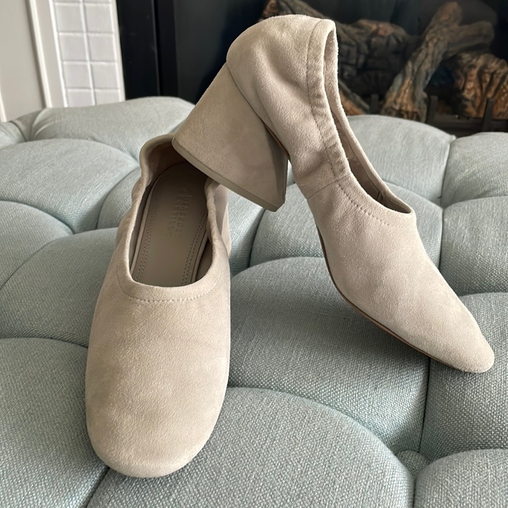 Mercedes Castillo Suede Emilia Mid Heels